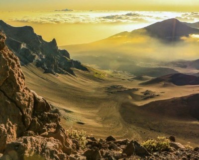 Haleakala-Crater-img